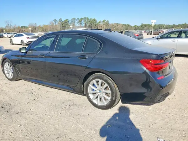 WBA7E2C53KB217145 2019 BMW 7ER - Image 2