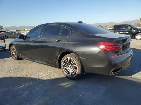 WBA7E2C53KB217730 2019 BMW 7ER - Image 2