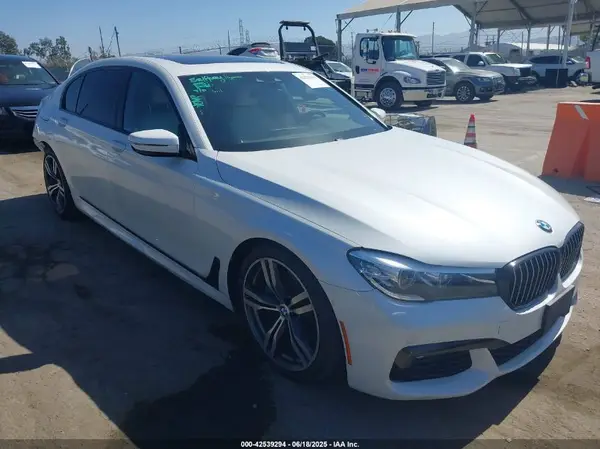 WBA7E2C53KB454816 2019 BMW 7ER - Image 1