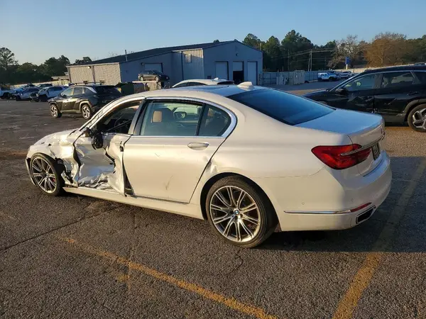 WBA7E2C54GG738756 2016 BMW 7ER - Image 2