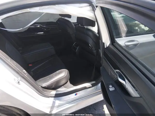 WBA7E2C54HG739150 2017 BMW 7ER - Image 8