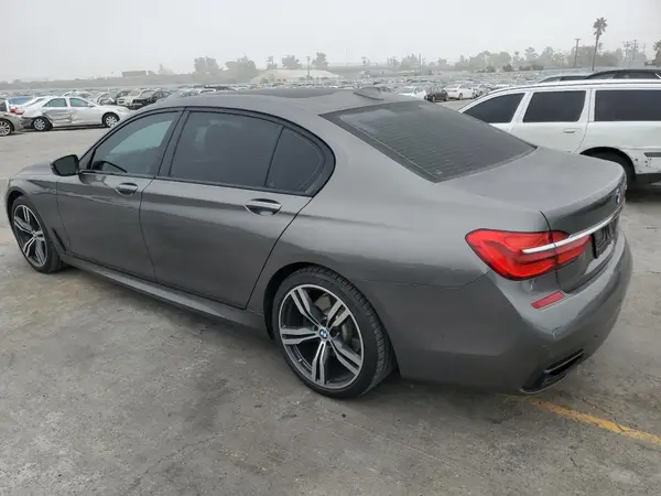 WBA7E2C54HG740072 2017 BMW 7ER - Image 2
