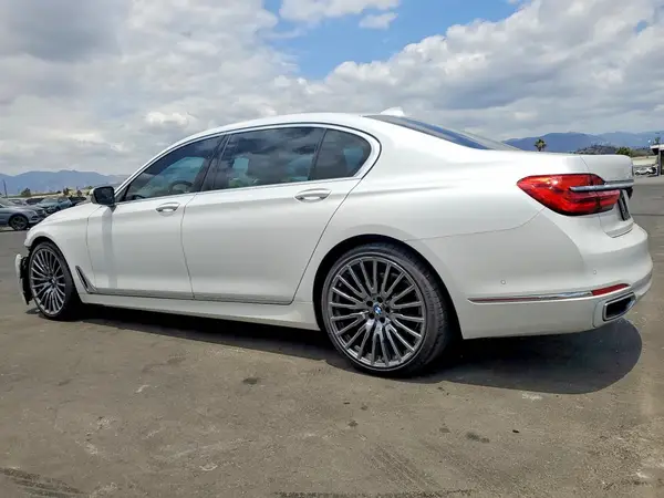 WBA7E2C54KB218532 2019 BMW 7ER - Image 2
