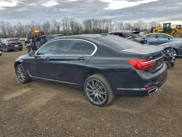 WBA7E2C55GG504674 2016 BMW 7ER - Image 2