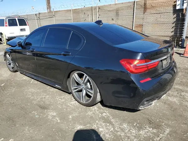 WBA7E2C55HG740436 2017 BMW 7ER - Image 2