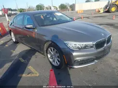 WBA7E2C55JB214987 2018 BMW 7ER