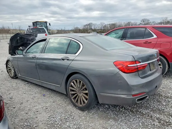 WBA7E2C55JG742628 2018 BMW 7ER - Image 2