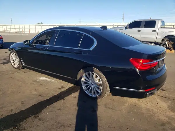 WBA7E2C55JG743438 2018 BMW 7ER - Image 2