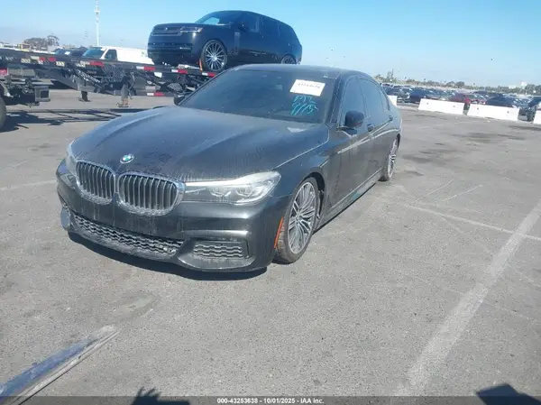 WBA7E2C55KB216529 2019 BMW 7ER - Image 2