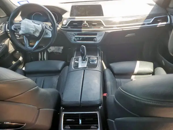 WBA7E2C55KB217423 2019 BMW 7ER - Image 8