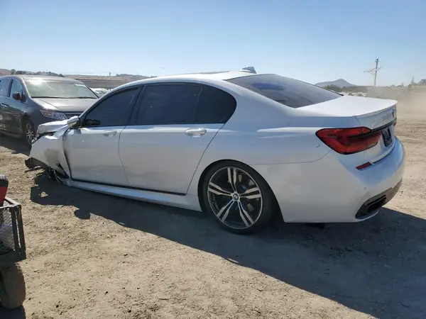 WBA7E2C55KB454428 2019 BMW 7ER - Image 2