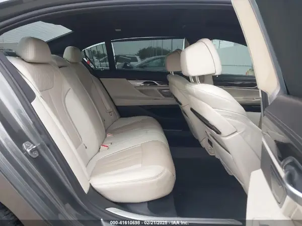 WBA7E2C56GG546920 2016 BMW 7ER - Image 8