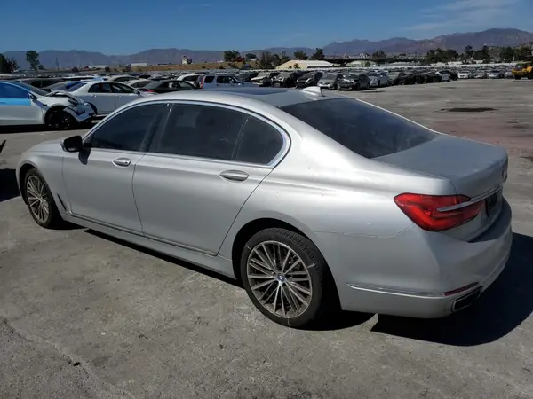 WBA7E2C56JG742086 2018 BMW 7ER - Image 2