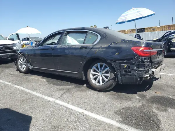 WBA7E2C56JG742735 2018 BMW 7ER - Image 2