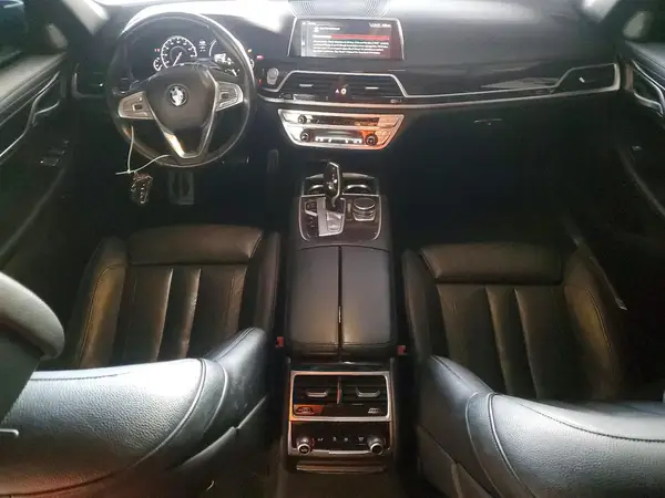 WBA7E2C56KB217110 2019 BMW 7ER - Image 8
