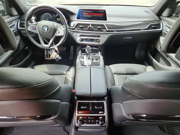 WBA7E2C56KB218015 2019 BMW 7ER - Image 8