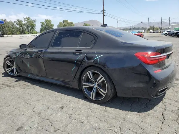 WBA7E2C56KB218225 2019 BMW 7ER - Image 2