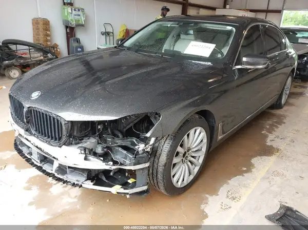 WBA7E2C57GG503848 2016 BMW 7ER - Image 2