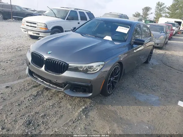 WBA7E2C57GG504630 2016 BMW 7ER - Image 2