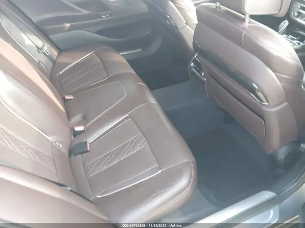 WBA7E2C57GG504630 2016 BMW 7ER - Image 8
