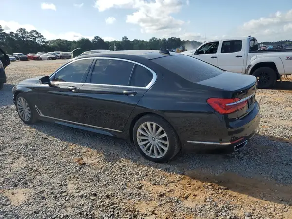 WBA7E2C57HG739482 2017 BMW 7ER - Image 2