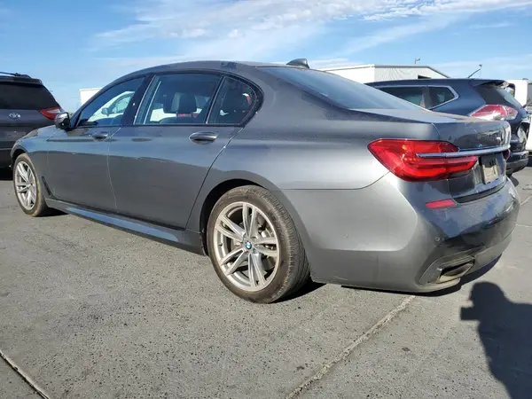 WBA7E2C57HG740289 2017 BMW 7ER - Image 2