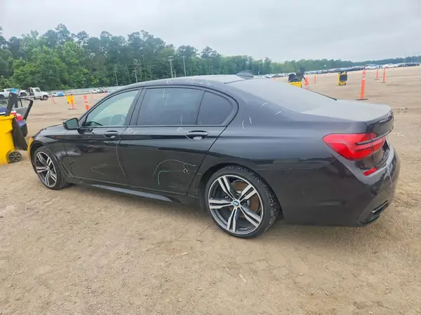 WBA7E2C57JG743313 2018 BMW 7ER - Image 2