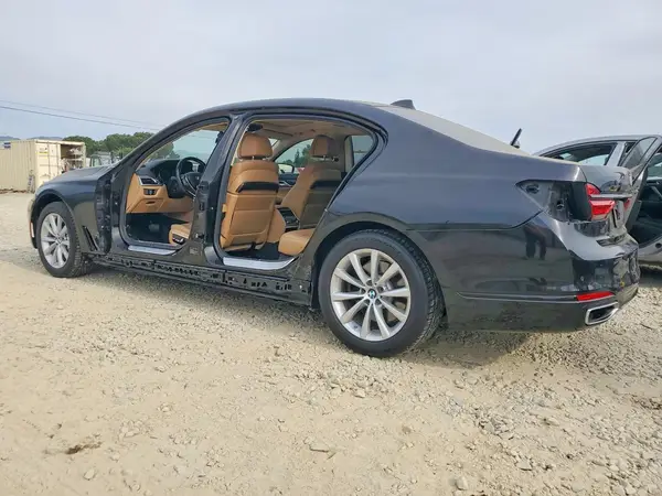 WBA7E2C58GG547552 2016 BMW 7ER - Image 2