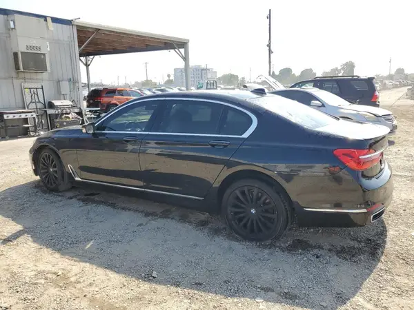 WBA7E2C58GG738940 2016 BMW 7ER - Image 2