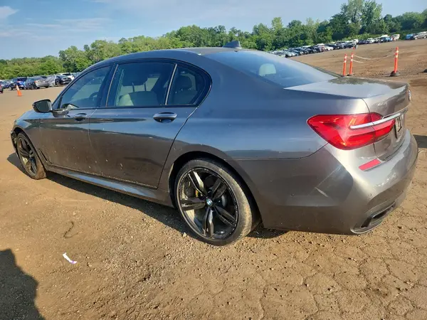 WBA7E2C58HG740107 2017 BMW 7ER - Image 2