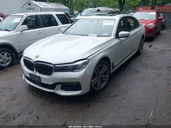 WBA7E2C58HG740141 2017 BMW 7ER - Image 2