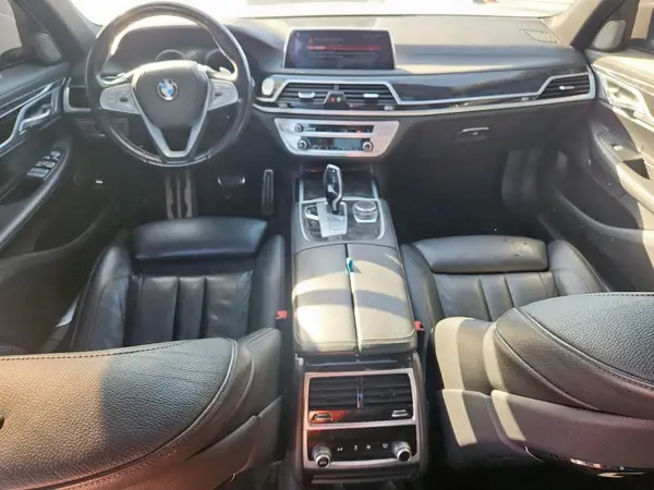WBA7E2C58KB217271 2019 BMW 7ER - Image 8