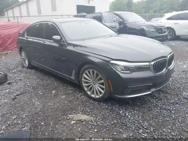 WBA7E2C58KB454665 2019 BMW 7ER - Image 1