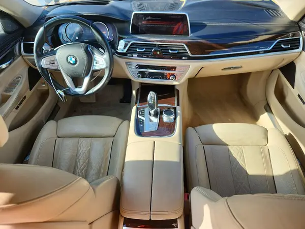 WBA7E2C59GG547575 2016 BMW 7ER - Image 8
