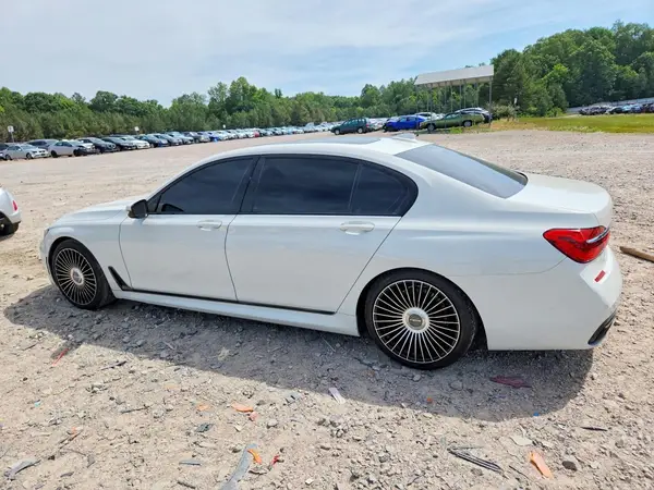 WBA7E2C59GG548029 2016 BMW 7ER - Image 2