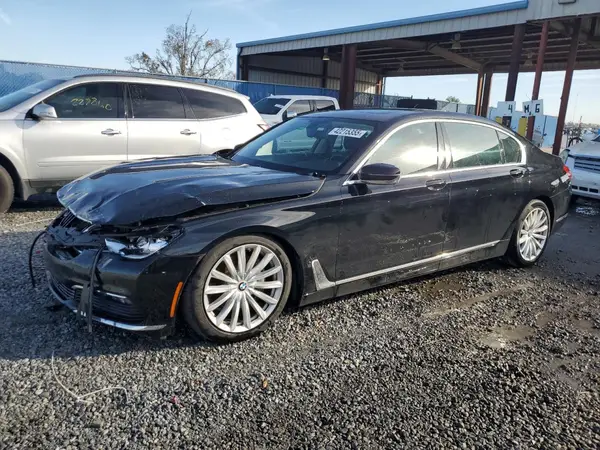 WBA7E2C59HG740438 2017 BMW 7ER - Image 1