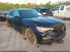 WBA7E2C59JB214961 2018 BMW 7ER