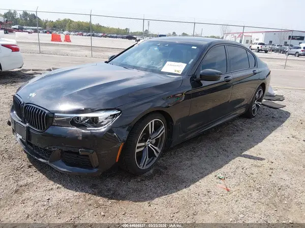 WBA7E2C59KB217490 2019 BMW 7ER - Image 2