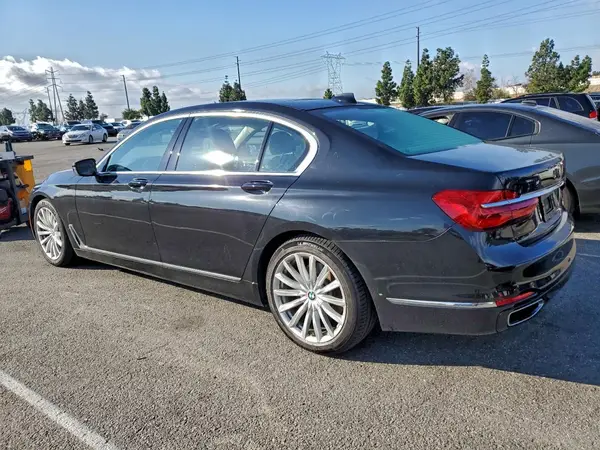 WBA7E2C59KB454559 2019 BMW 7ER - Image 2