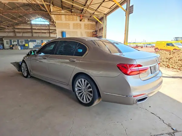 WBA7E2C59KB454576 2019 BMW 7ER - Image 2