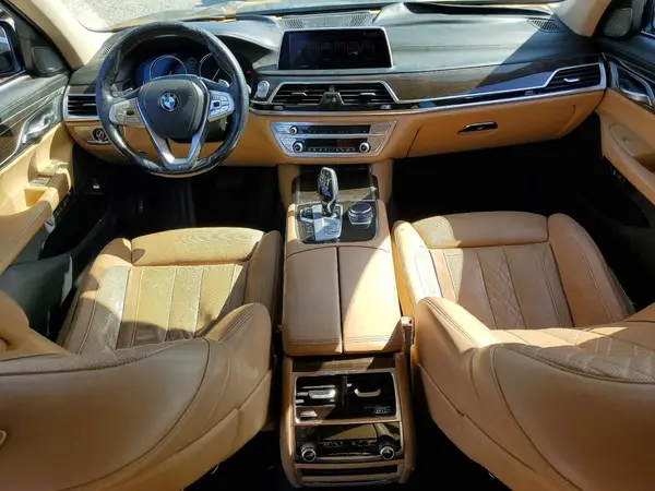 WBA7E2C5XGG547536 2016 BMW 7ER - Image 8