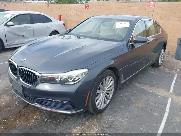 WBA7E2C5XGG738468 2016 BMW 7ER - Image 2
