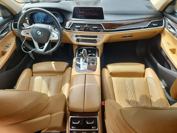 WBA7E2C5XGG738731 2016 BMW 7ER - Image 8