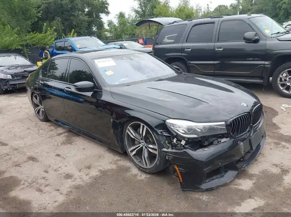 WBA7E2C5XHG740478 2017 BMW 7ER - Image 1