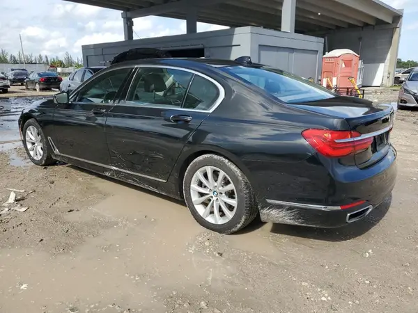 WBA7E2C5XJG742432 2018 BMW 7ER - Image 2
