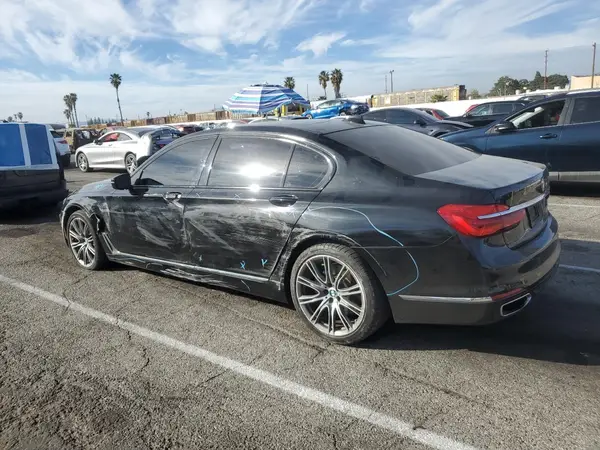 WBA7E2C5XJG743287 2018 BMW 7ER - Image 2