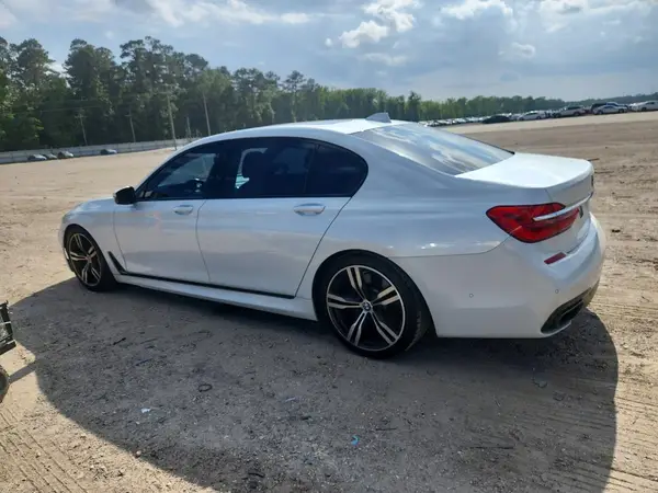WBA7E2C5XKB217238 2019 BMW 7ER - Image 2