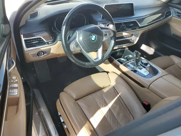 WBA7E2C5XKB217594 2019 BMW 7ER - Image 8