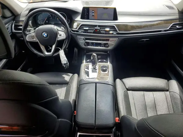 WBA7E4C31HGU99971 2017 BMW 7ER - Image 8