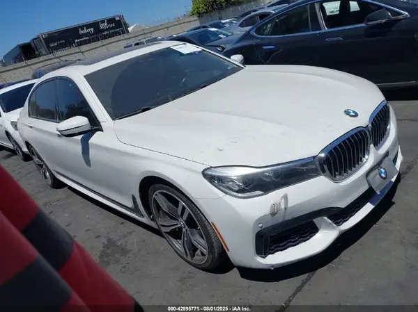 WBA7E4C33HGU99969 2017 BMW 7ER - Image 1